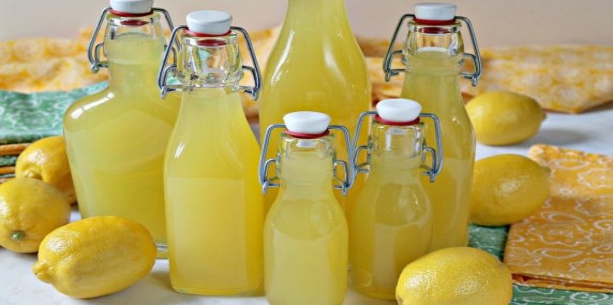 What is limoncello? limoncello liqueur bottles